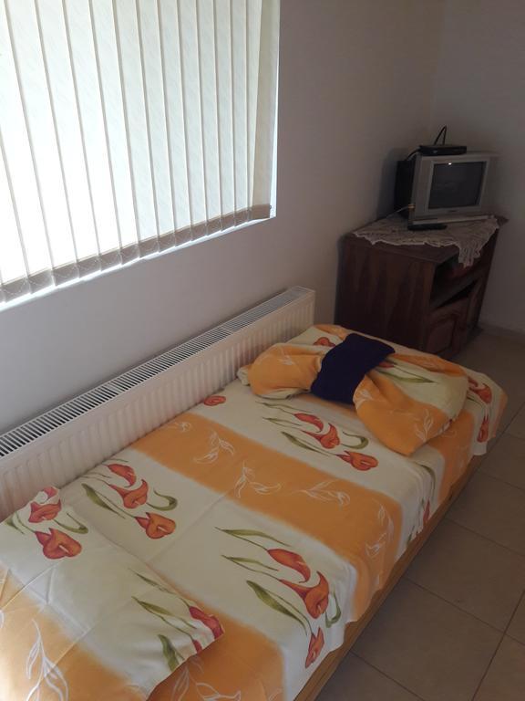 Hotel Slanchevata Kashta Kruszuna Zewnętrze zdjęcie