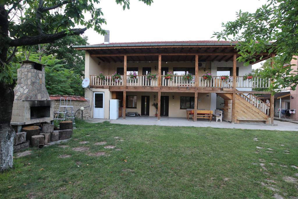 Hotel Slanchevata Kashta Kruszuna Zewnętrze zdjęcie