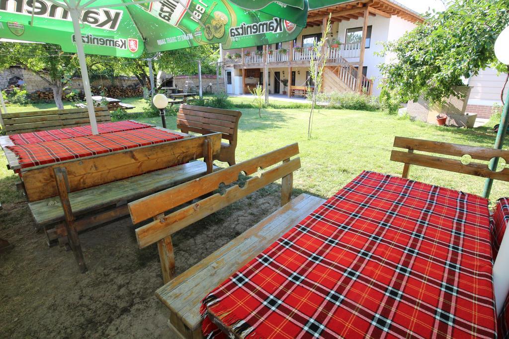 Hotel Slanchevata Kashta Kruszuna Zewnętrze zdjęcie